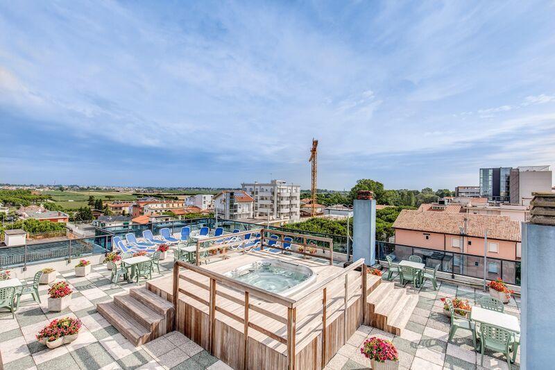 Hotel Astromare Лидо-ди-Езоло Экстерьер фото